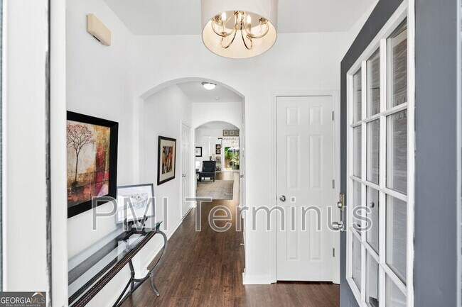 Photo - 1914 Lakeshore Overlook Cir NW