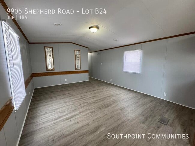 Photo - 9905 Shepherd Rd