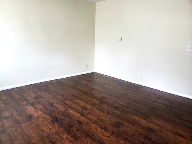 Photo - 51 Sterling St