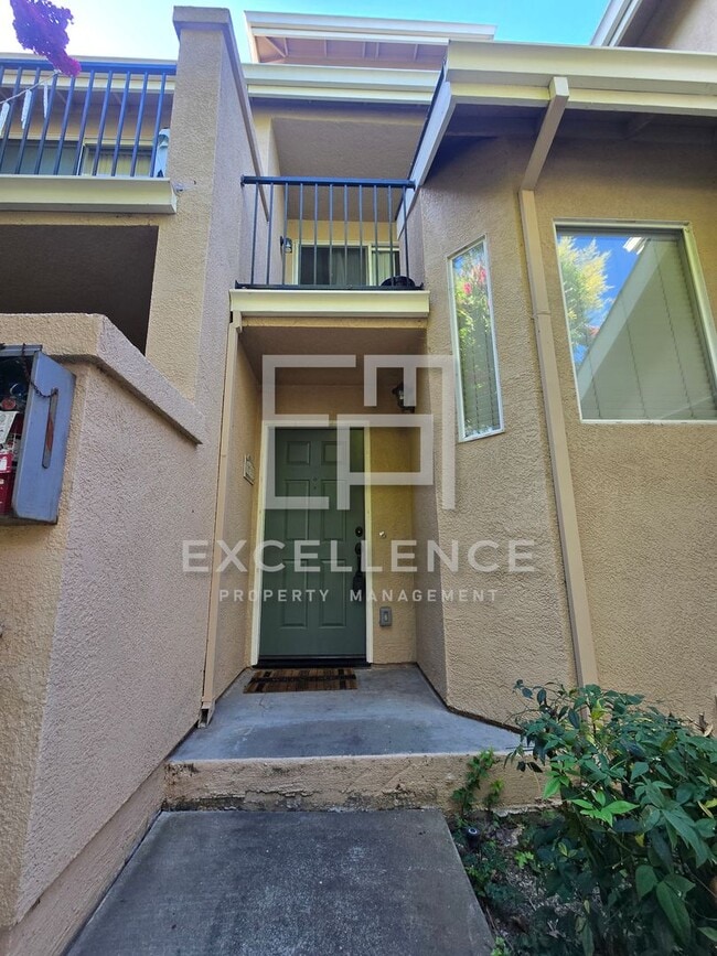 1/1.5 Townhouse - Pets Negotiable, 1003SF,... - 1/1.5 Townhouse - Pets Negotiable, 1003SF,...