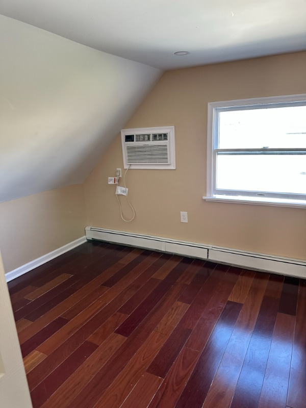 Photo - 43 Russett Ln