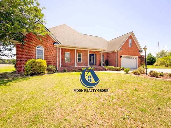Photo - 106 E Wendy Way