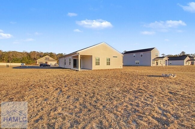 Photo - 68 Blueberry Ct NE