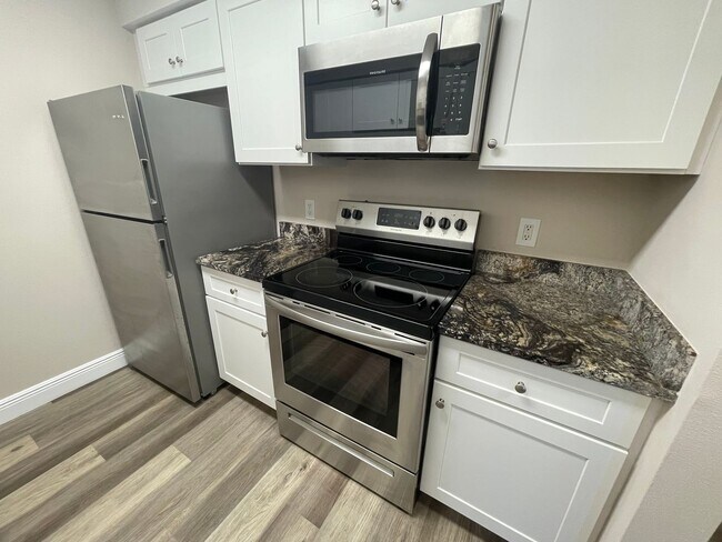 Photo - ANNUAL RENTAL - 1 BED / 1 BATH CONDO AT MY...