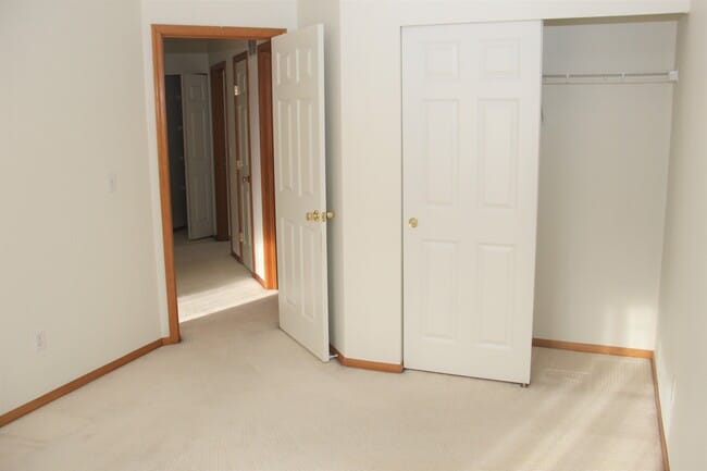 Photo - 4006 S 126th St