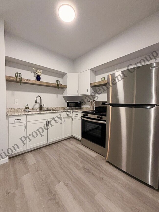 Photo - 6918 Northside Dr Unit C