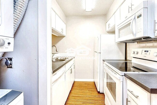 Photo - 4007 Avenue C Unit 105