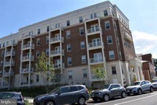 Photo - 6803 Cameron Dr NW (Washington, DC)