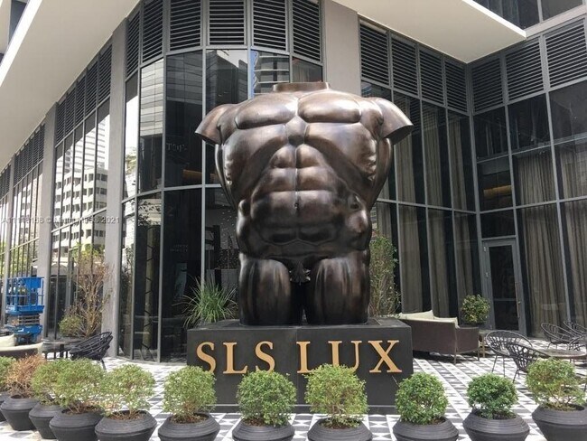 Photo - 801 S Miami Ave