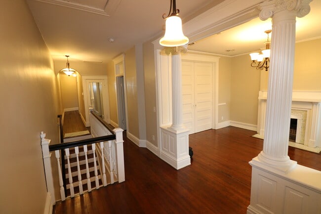 Front Hall - 2203 Floyd Ave Unit Apt A