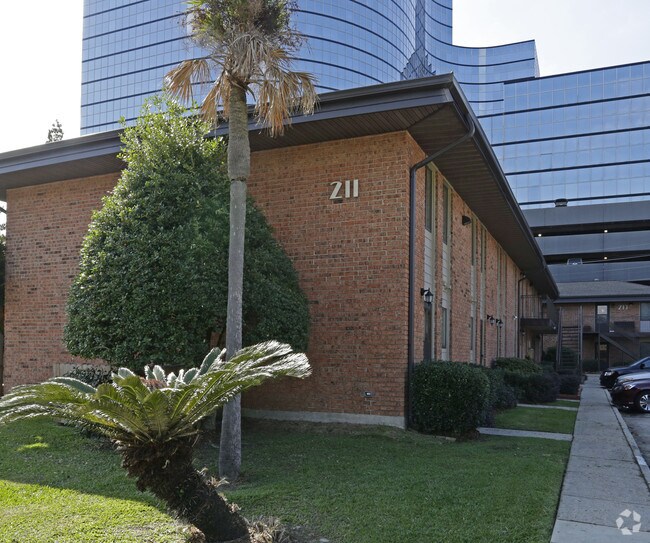 Gatehouse Apartments For Rent in Metairie, LA