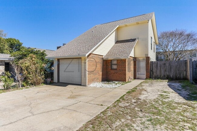 Building Photo - 182 Bent Arrow Dr