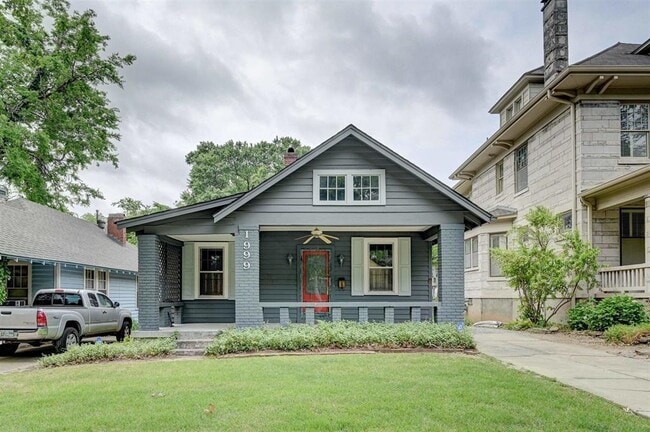 Building Photo - 1999 Peabody Ave