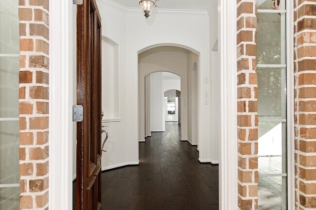 Photo - 54 Galway Pl