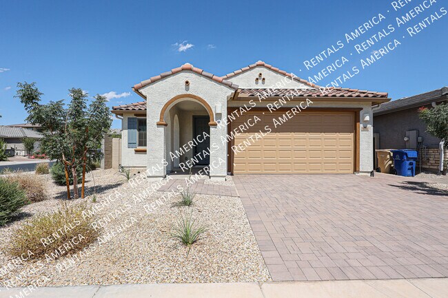 9046 W Luke Ave
