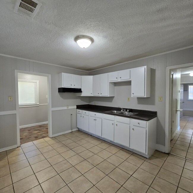 Photo - 3870 Fizer Ave