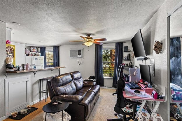 Building Photo - 1405 Sacramento St Rental