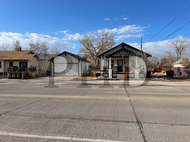 Building Photo - 509 E Harney St Unit Main