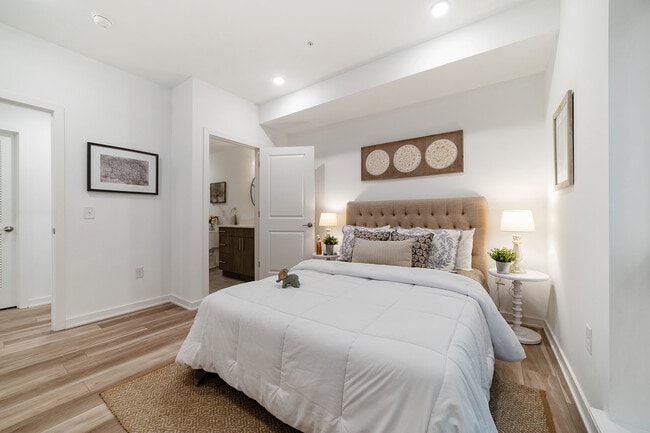 Photo - Kensington Court Flats