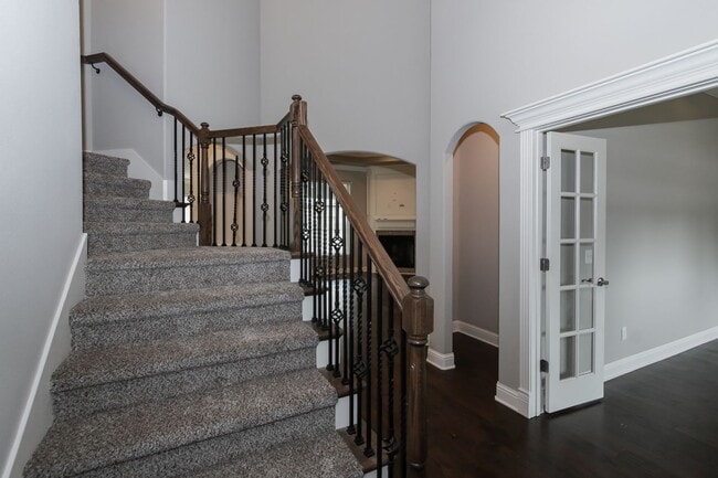 Photo - Gorgeous 3 bed/3 bath home in great Bentonville neighborhood