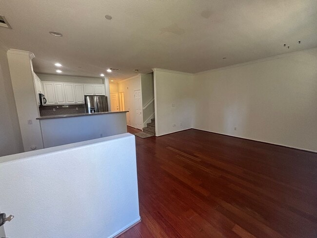 Photo - 3-Bedroom Home with Fresh Paint in Creekside of Valencia!