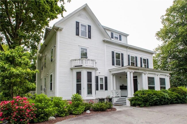 Building Photo - 446 Bellevue Ave Unit 6 Rental