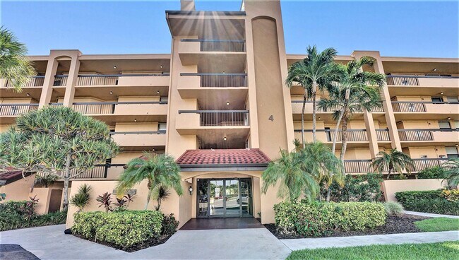Building Photo - 2255 Lindell Blvd Unit 4410 Rental