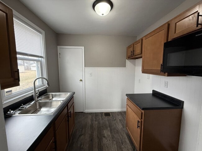 Photo - 2921 Chestnut St
