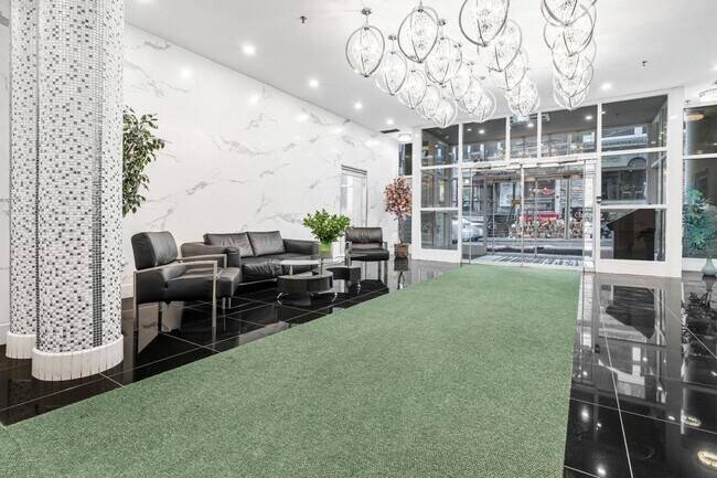 Photo - 1625 Av Lincoln Unit 505