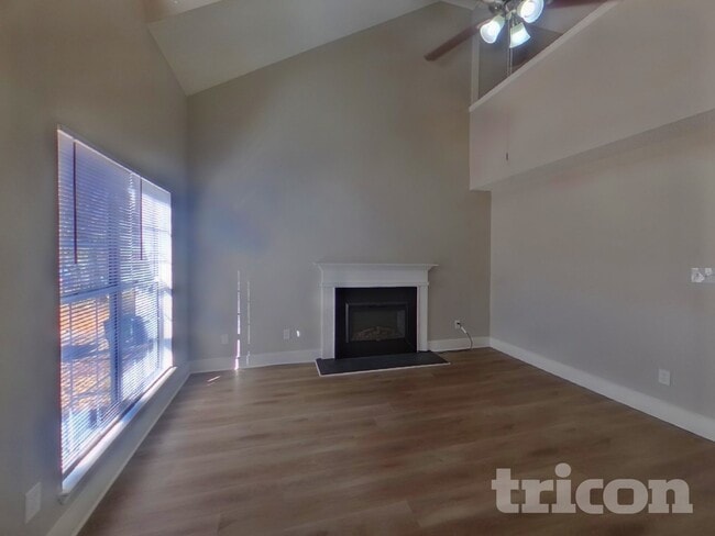 Photo - 7428 Autumn Trail