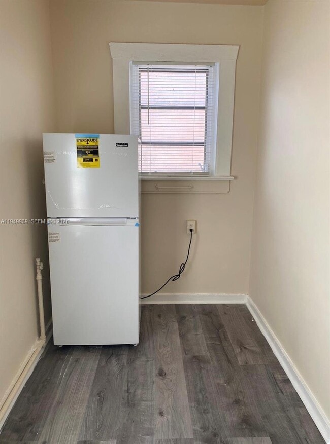 Photo - 1011 SW 5th St Unit 2