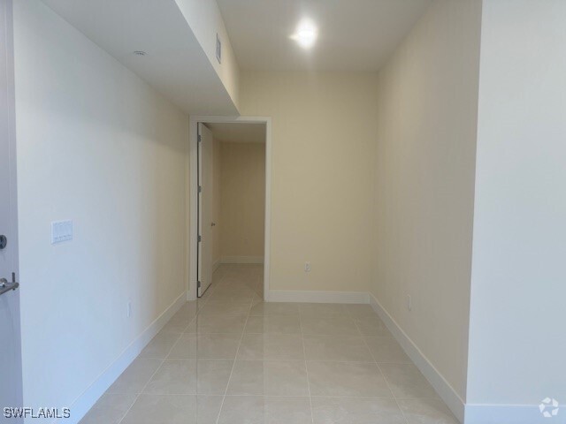 Building Photo - 26600 Rosewood Pointe Dr Unit B307 Rental