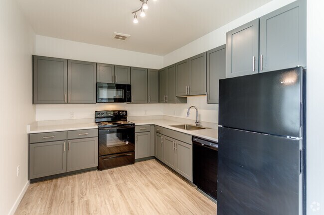 2BR, 1BA - 850 SF - Alameda View