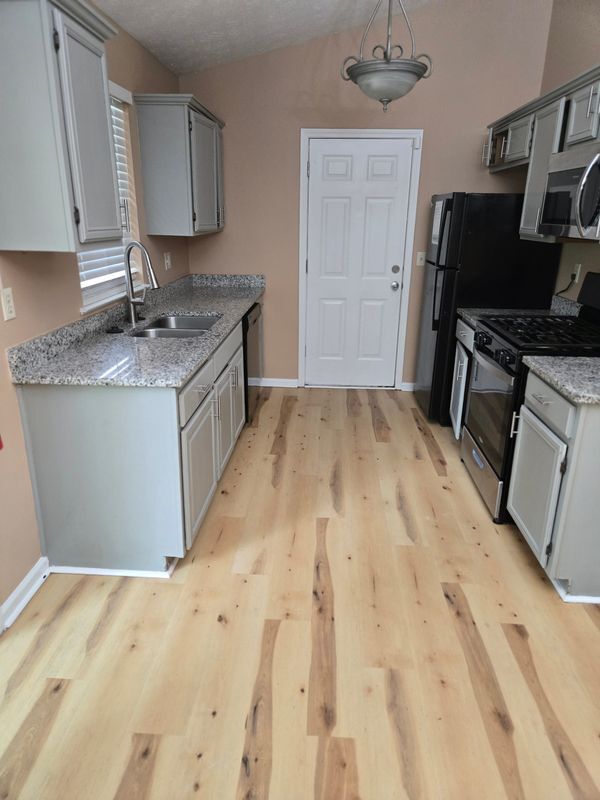Photo - 6090 Emerald Pointe Cir