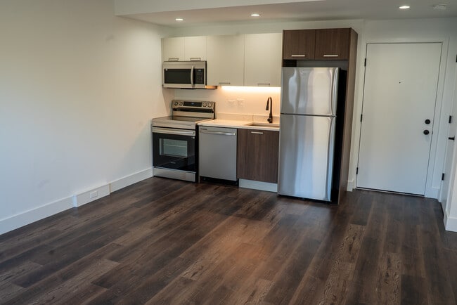 Photo - 1555 W Hollywood Ave Unidad 313