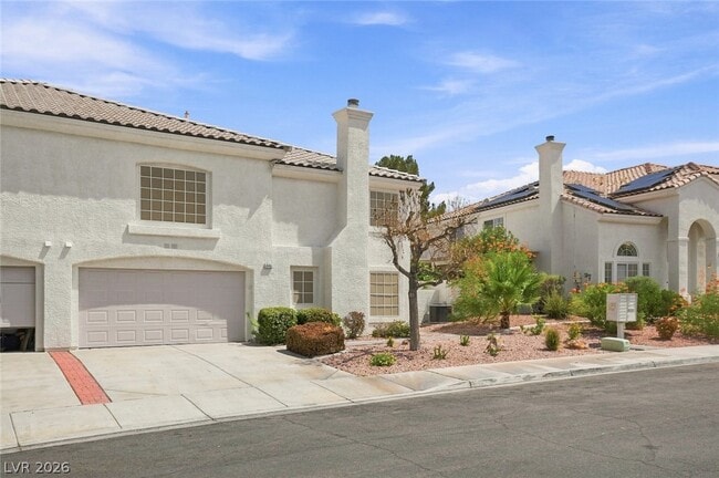 Photo - 446 Winthrop Pl
