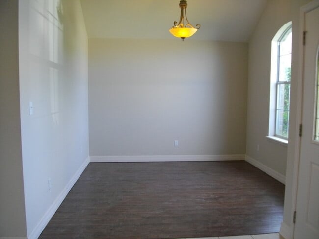 Photo - Kings Pointe Subdivision Just off E..Kings...