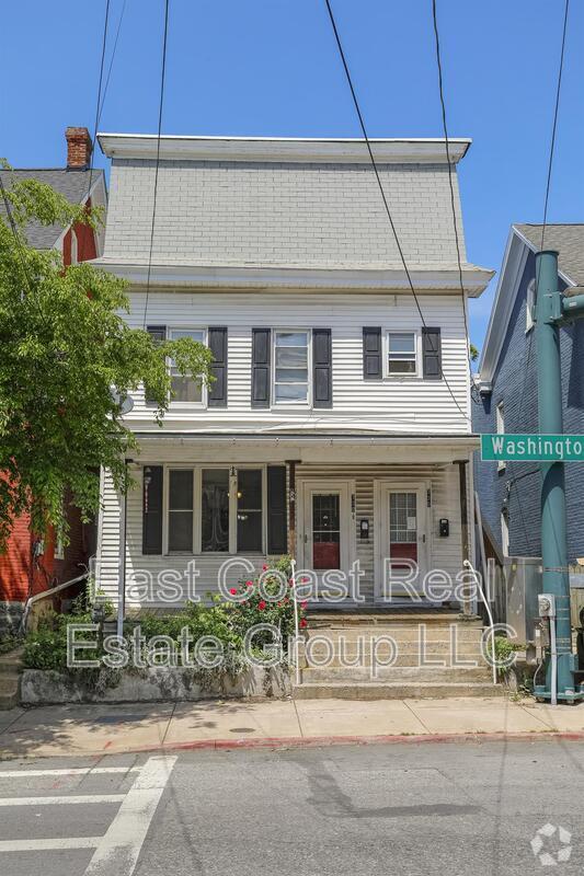 Building Photo - 730 W Washington St Rental