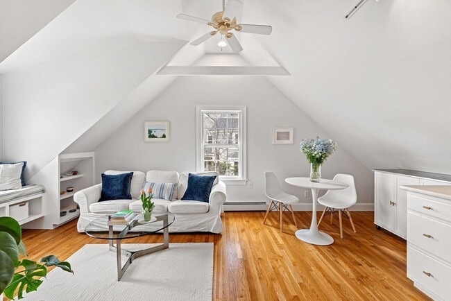 Photo - 3 Circle St Unit 3