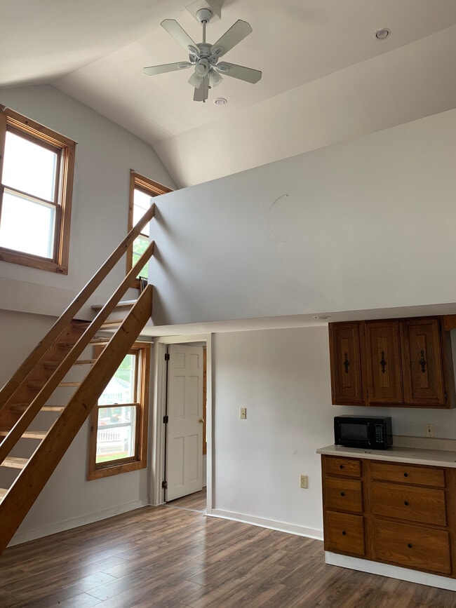 Photo - 24 Main St Apartment Unit 1