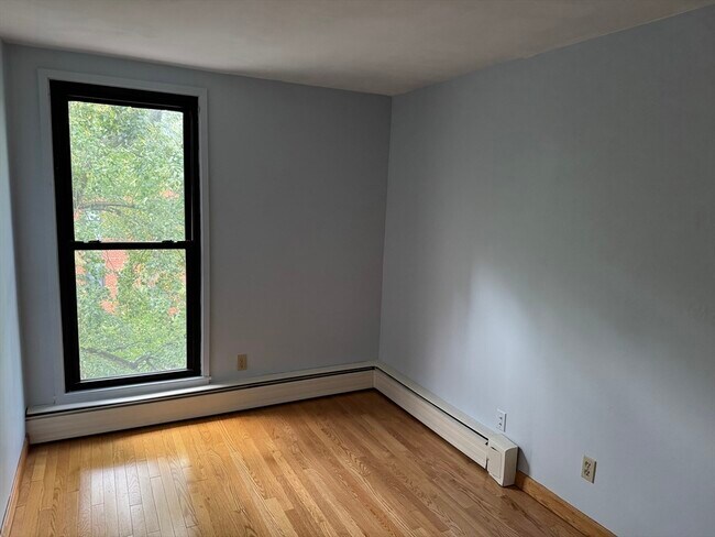 Photo - 8 Juniper St Unit 16##