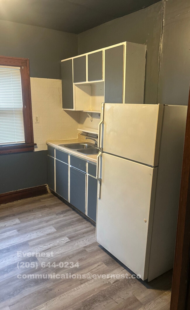 Photo - 3046 E 130th St