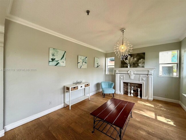 Photo - 1027 Pennsylvania Ave Unit 302