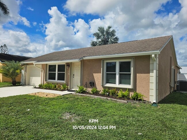 Photo - 105 Wingate Dr