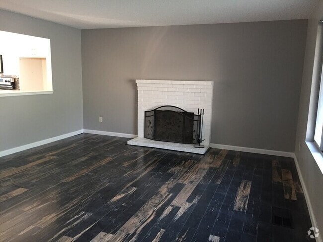 Building Photo - 2460 Brookside Way Rental