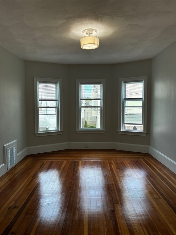 Photo - 8 Agassiz Ave Unit 8