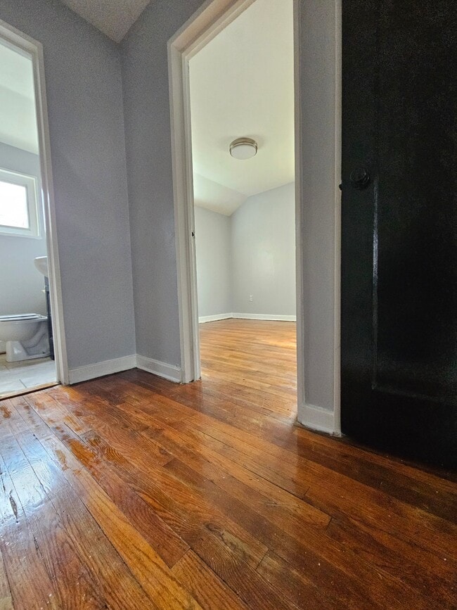 Photo - 6309 Longfellow St