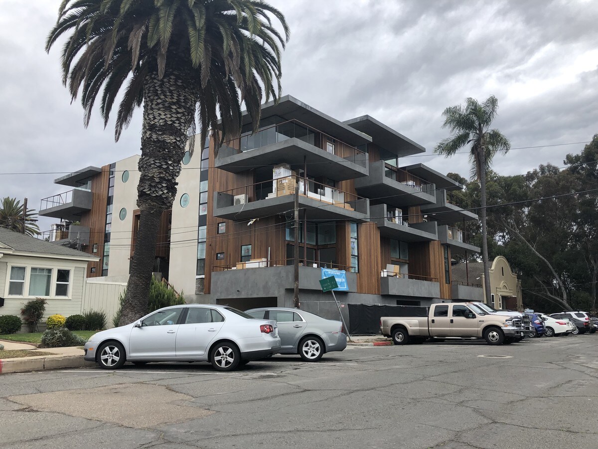 Pennwood - Pennwood Apartments