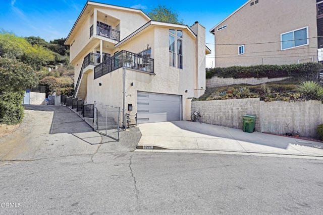 Building Photo - 2779 Fyler Pl