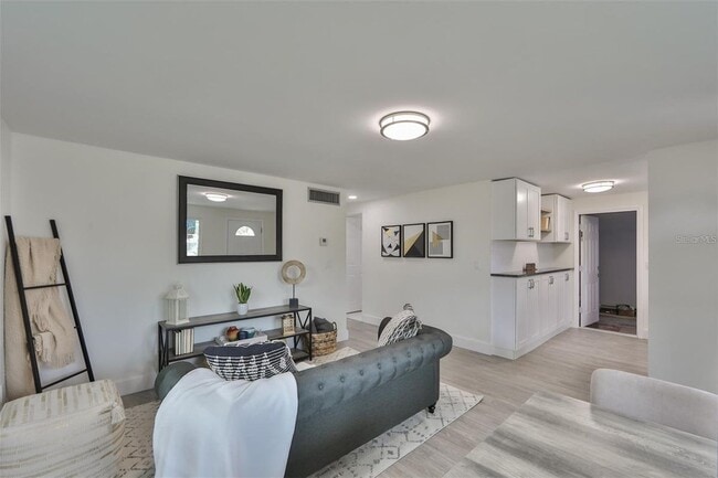 Photo - 2028 N Betty Ln